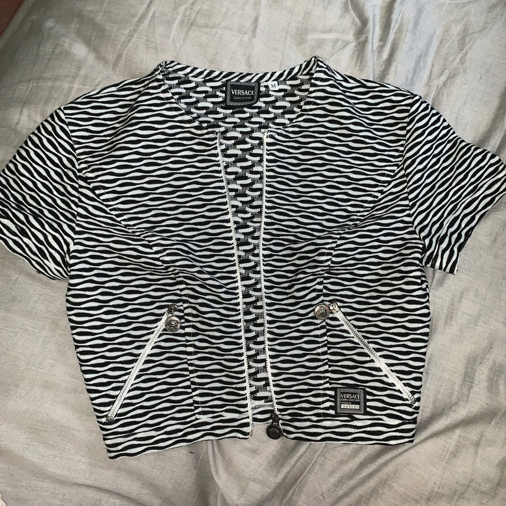 versace zip up crop top
